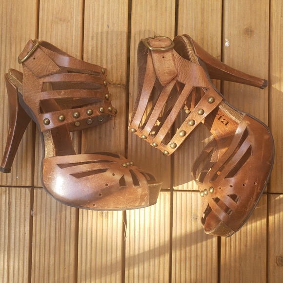 Pedro Garcia Heels - Picture 3 of 6